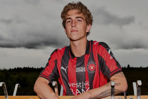 billede af home jersey og Europ jersey til design selv tryk